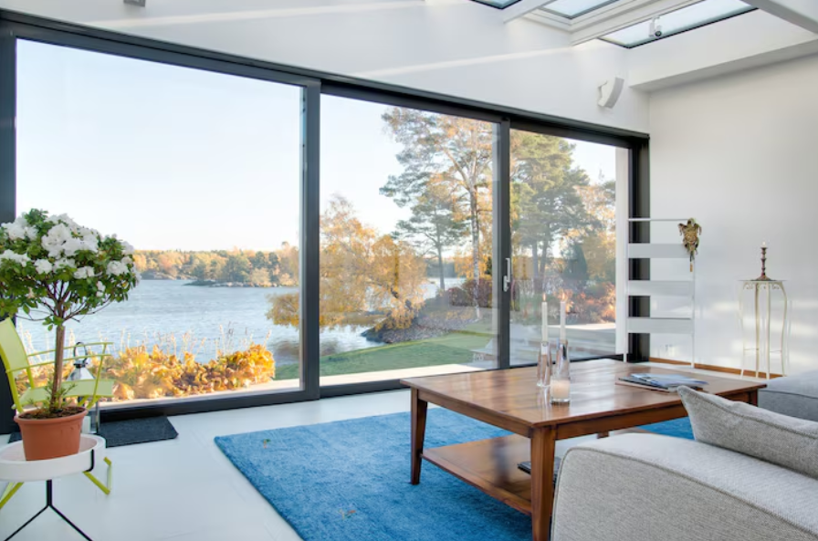 Modern Home Comfort: The Rising Trend of Window Tinting in the UK